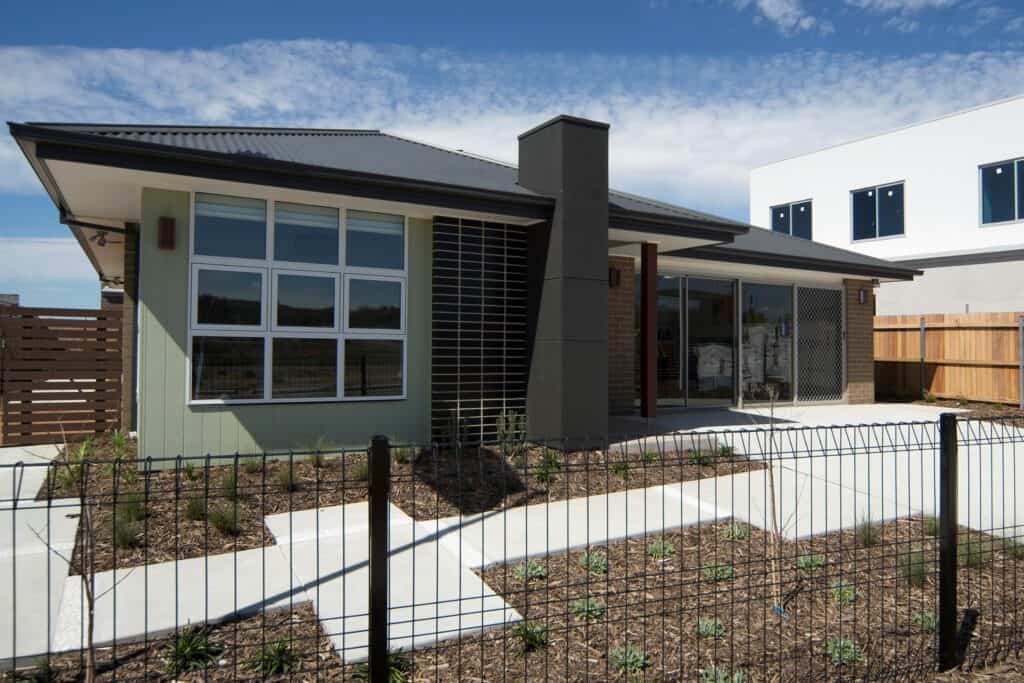 molonglo 168 completed front